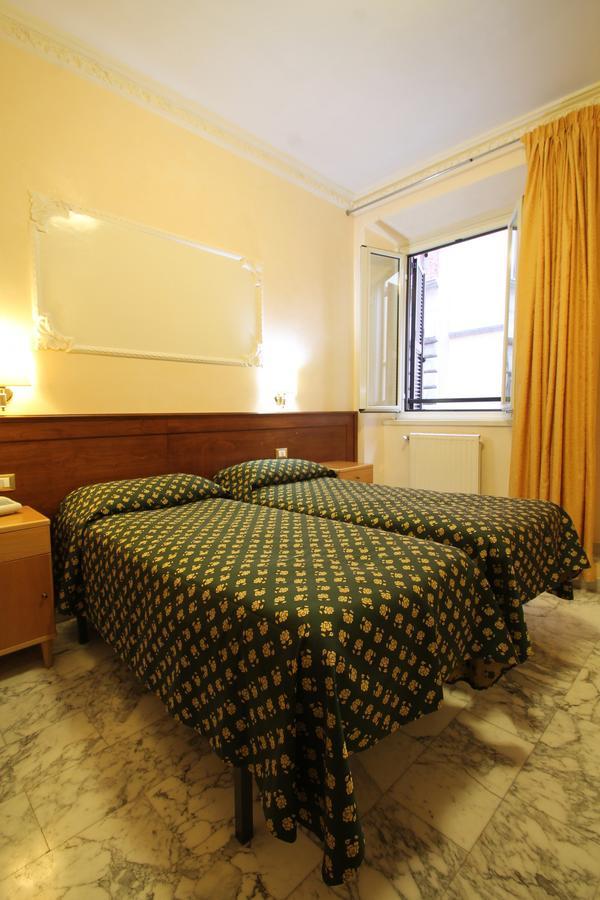 Hotel Rosetta Rzym Zewnętrze zdjęcie